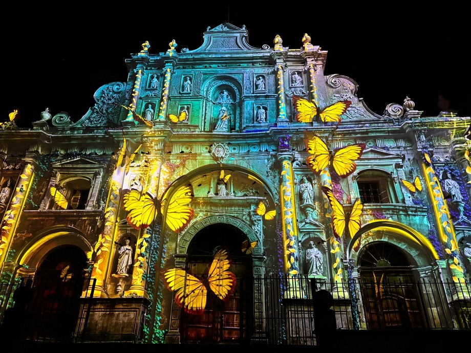 Colombia rindió homenaje a Gabriel García Márquez en el Festival de la Luz de Antigua, en Guatemala