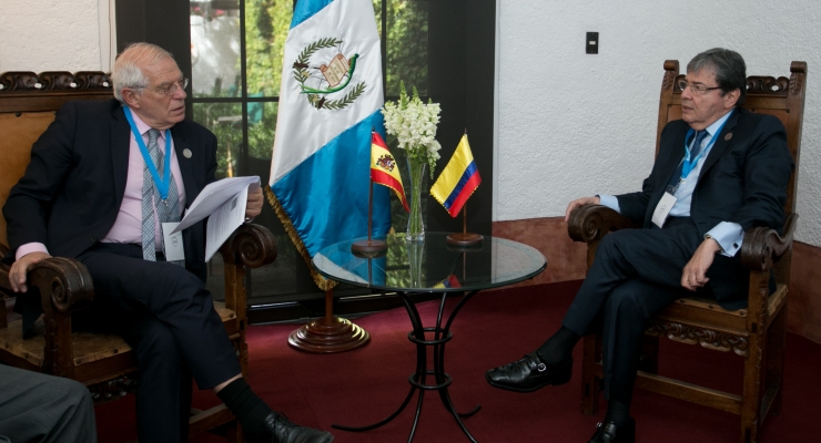 Cancilleres de Colombia y España dialogaron sobre crisis migratoria venezolana y otros temas de interés común en el marco de la Cumbre Iberoamericana en Guatemala